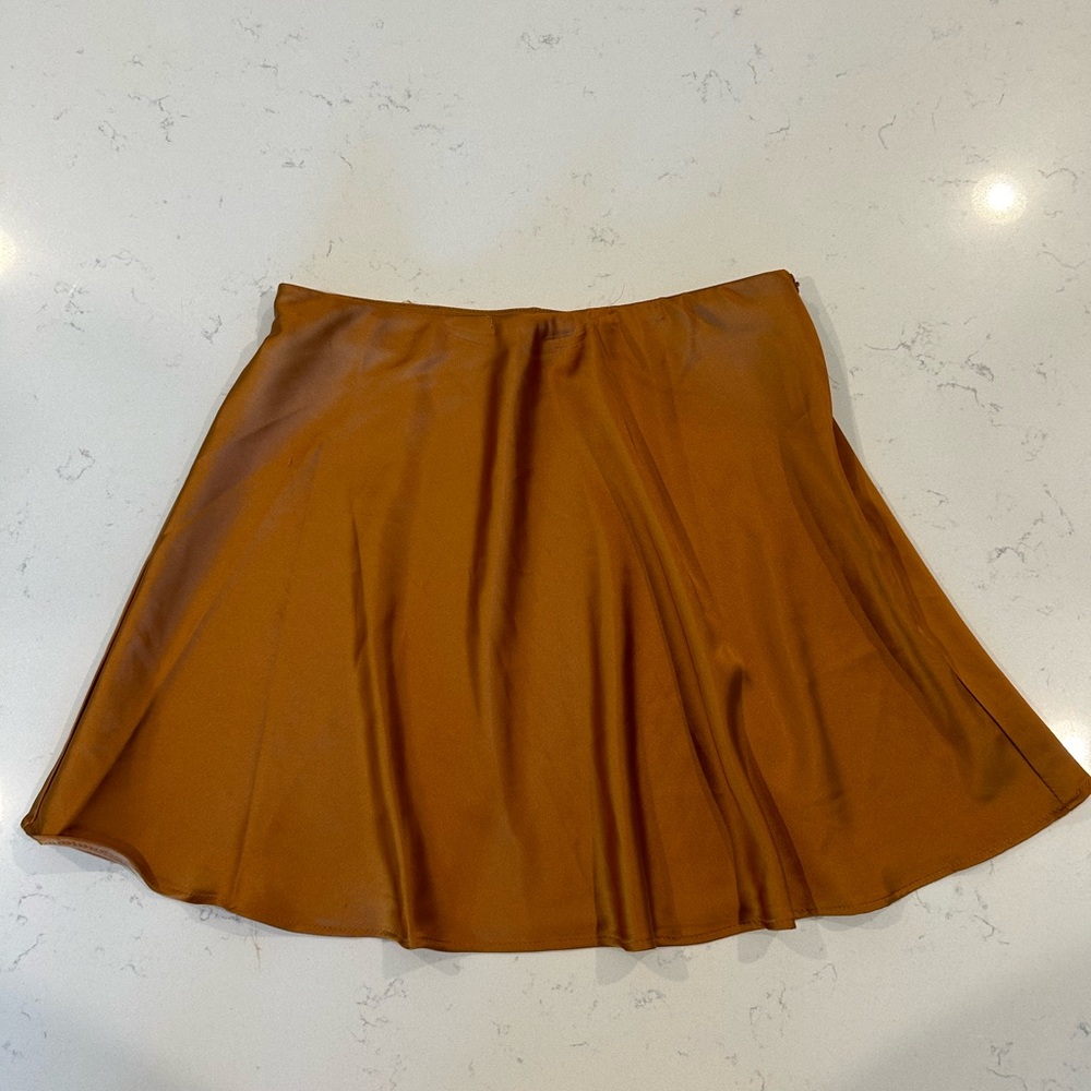 Forever 21 Rust Satin Skater Skirt, Women’s M